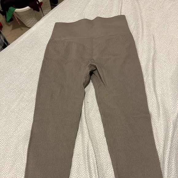 Leggings - Picture 2 of 2